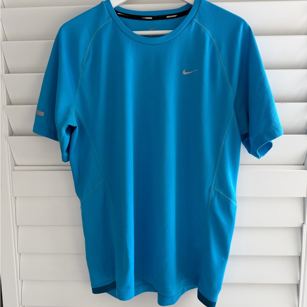 Nike Dri-FIT  T-shirt